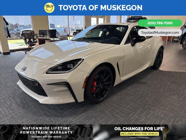 2025 Toyota GR86 Premium