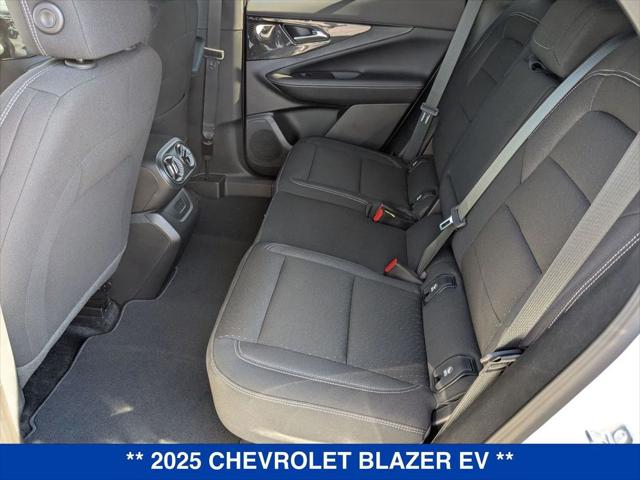 2025 Chevrolet V Blazer LT AWD