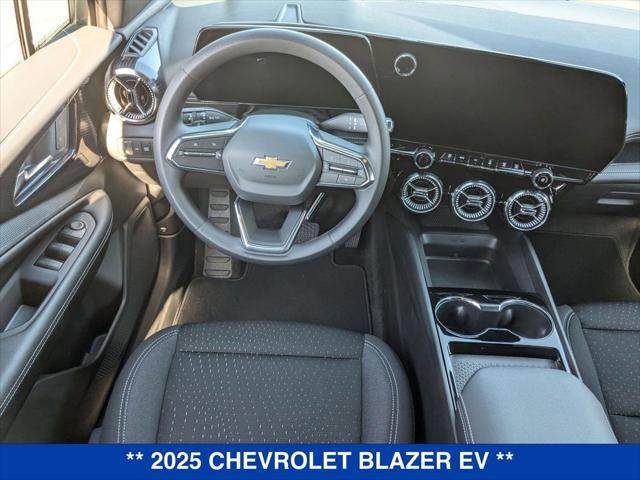 2025 Chevrolet V Blazer LT AWD
