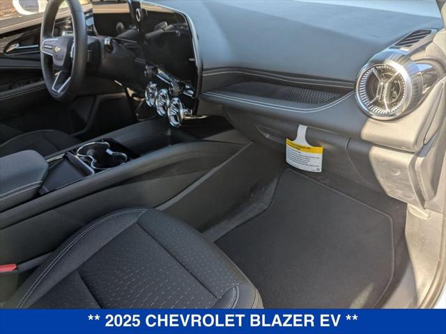 2025 Chevrolet V Blazer LT AWD