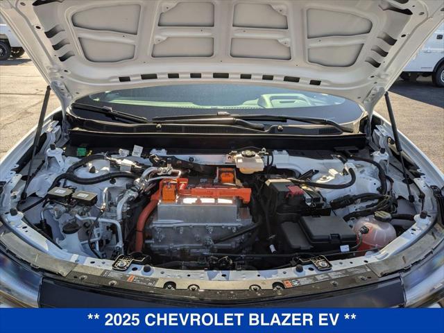 2025 Chevrolet V Blazer LT AWD
