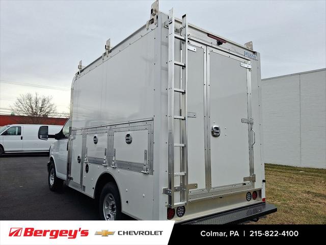 2025 Chevrolet Express Cutaway Work Van