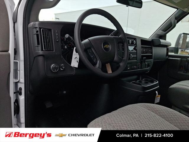 2025 Chevrolet Express Cutaway Work Van
