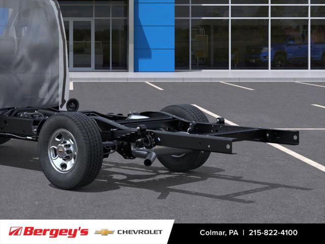 2025 Chevrolet Express Cutaway Work Van