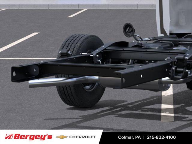2025 Chevrolet Express Cutaway Work Van