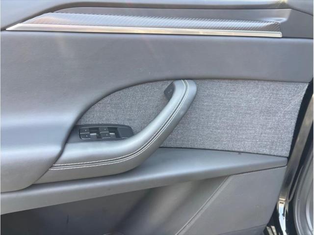 2022 Tesla Model X Plaid Tri Motor All-Wheel Drive