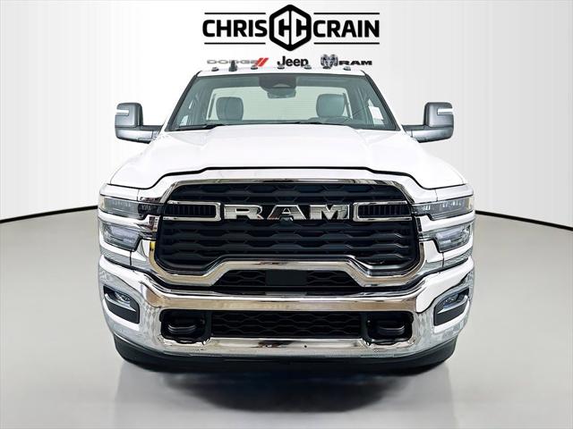 2025 RAM Ram 3500 Chassis Cab RAM 3500 TRADESMAN CHASSIS REGULAR CAB 4X4 84 CA
