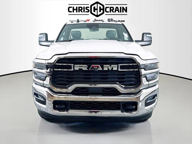 2025 RAM Ram 3500 Chassis Cab RAM 3500 TRADESMAN CHASSIS REGULAR CAB 4X4 84 CA