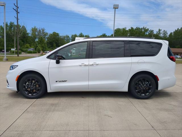 2025 Chrysler Pacifica PACIFICA SELECT