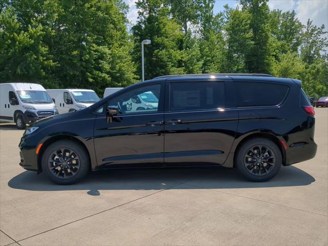 2025 Chrysler Pacifica PACIFICA SELECT
