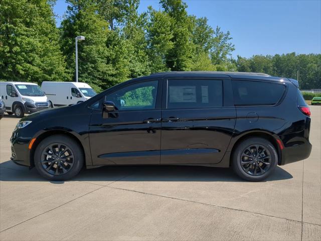 2025 Chrysler Pacifica PACIFICA SELECT