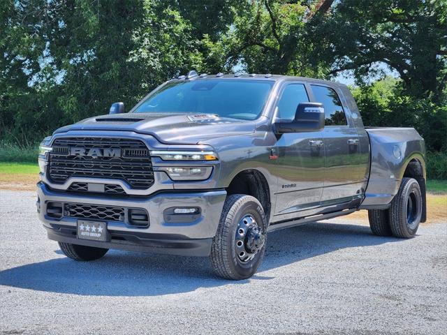 2025 RAM Ram 3500 RAM 3500 LARAMIE MEGA CAB 4X4 64 BOX