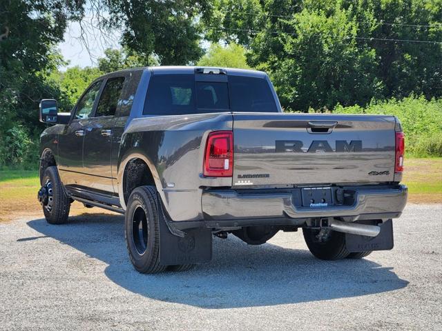 2025 RAM Ram 3500 RAM 3500 LARAMIE MEGA CAB 4X4 64 BOX