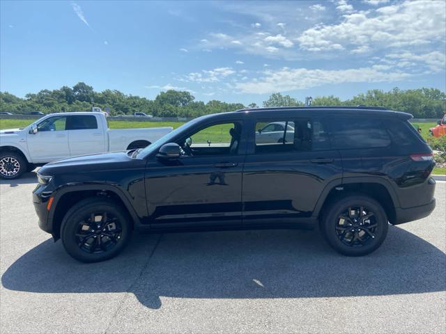 2025 Jeep Grand Cherokee L Altitude 4x4