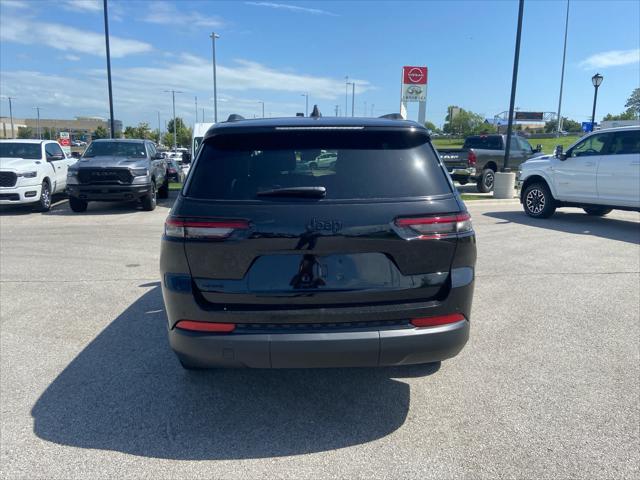 2025 Jeep Grand Cherokee L Altitude 4x4