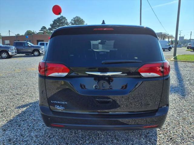 2025 Chrysler Voyager VOYAGER LX