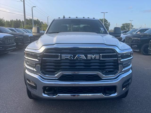 2025 RAM Ram 4500 Chassis Cab RAM 4500 TRADESMAN CHASSIS CREW CAB 4X4 84 CA 2025 RAM Ram 4500 Chassis Cab RAM 4500 TRADESMAN CHASSIS CREW CAB 4X4 84 CA