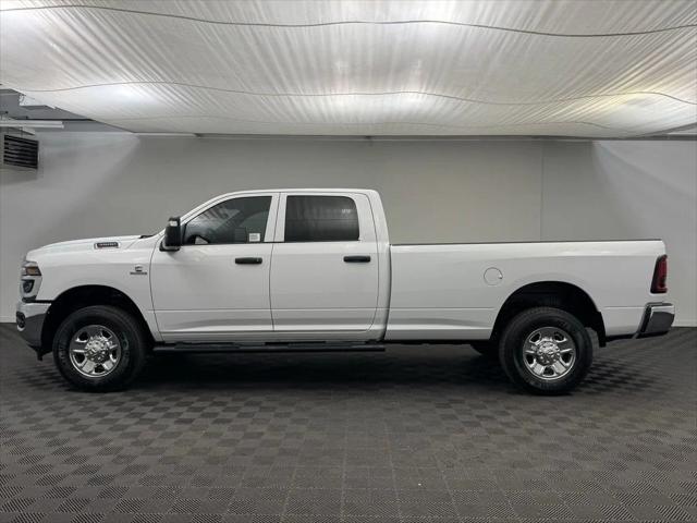 2025 RAM Ram 3500 RAM 3500 TRADESMAN CREW CAB 4X4 8 BOX