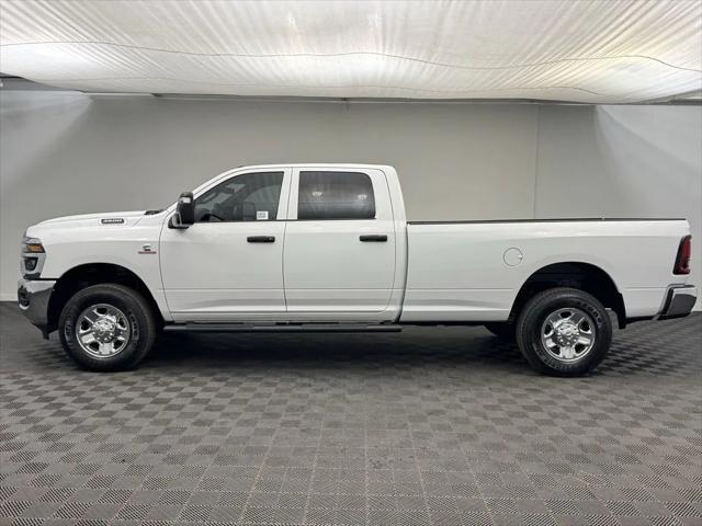 2025 RAM Ram 3500 RAM 3500 TRADESMAN CREW CAB 4X4 8 BOX