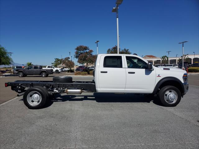 2025 RAM Ram 5500 Chassis Cab RAM 5500 TRADESMAN CHASSIS CREW CAB 4X4 84 CA 2025 RAM Ram 5500 Chassis Cab RAM 5500 TRADESMAN CHASSIS CREW CAB 4X4 84 CA