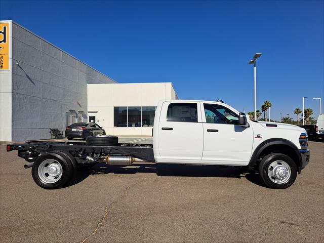 2025 RAM Ram 5500 Chassis Cab RAM 5500 TRADESMAN CHASSIS CREW CAB 4X4 84 CA