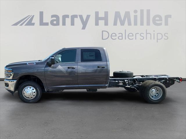 2025 RAM Ram 3500 Chassis Cab RAM 3500 TRADESMAN CREW CAB CHASSIS 4X4 60 CA