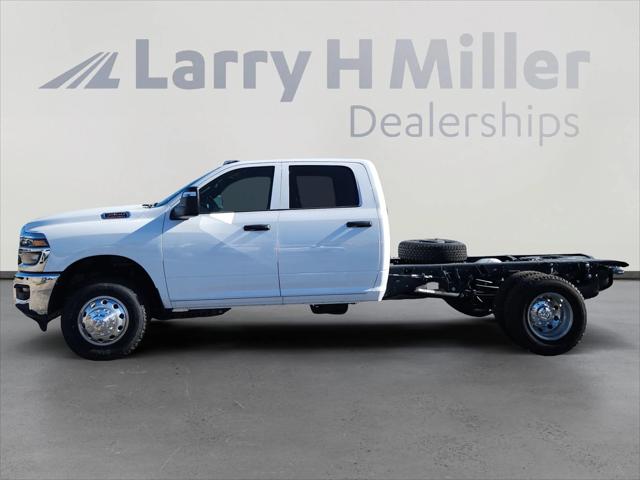 2025 RAM Ram 3500 Chassis Cab RAM 3500 TRADESMAN CREW CAB CHASSIS 4X4 60 CA