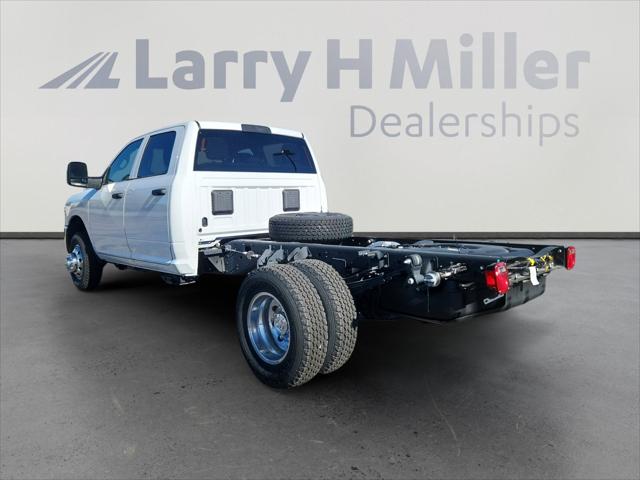 2025 RAM Ram 3500 Chassis Cab RAM 3500 TRADESMAN CREW CAB CHASSIS 4X4 60 CA