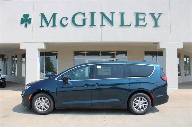 2025 Chrysler Pacifica PACIFICA SELECT