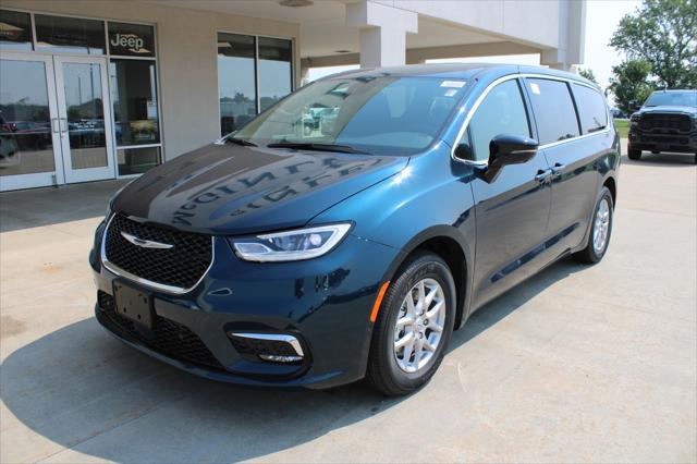 2025 Chrysler Pacifica PACIFICA SELECT