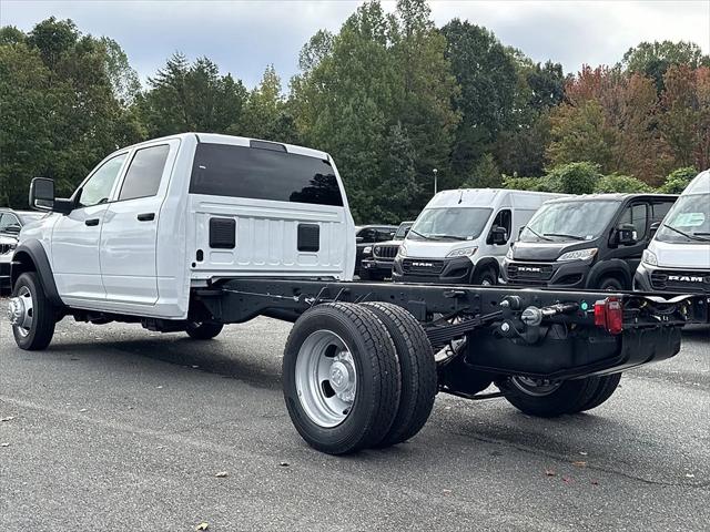 2025 RAM Ram 5500 Chassis Cab RAM 5500 TRADESMAN CHASSIS CREW CAB 4X4 84 CA 2025 RAM Ram 5500 Chassis Cab RAM 5500 TRADESMAN CHASSIS CREW CAB 4X4 84 CA