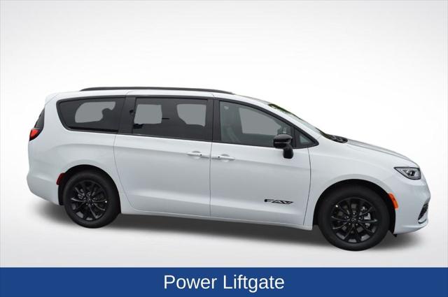 2025 Chrysler Pacifica PACIFICA SELECT