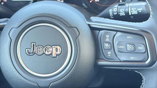 2025 Jeep Wrangler 4-Door Summit 4x4