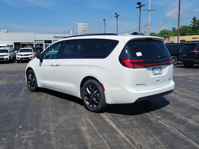2025 Chrysler Pacifica PACIFICA LIMITED 2025 Chrysler Pacifica PACIFICA LIMITED