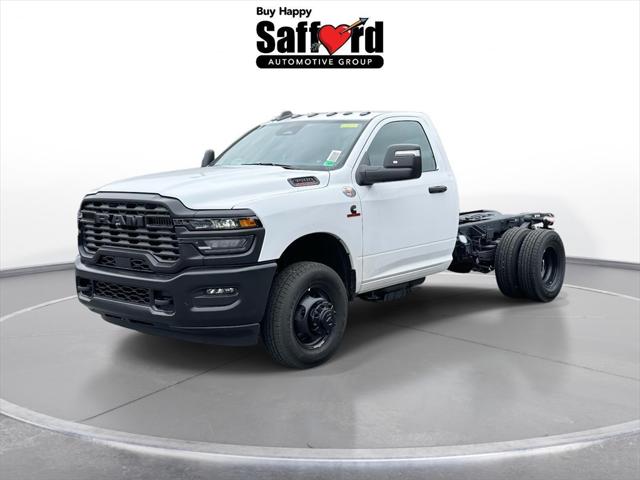 2025 RAM Ram 3500 Chassis Cab RAM 3500 TRADESMAN CHASSIS REGULAR CAB 4X4 60 CA 2025 RAM Ram 3500 Chassis Cab RAM 3500 TRADESMAN CHASSIS REGULAR CAB 4X4 60 CA