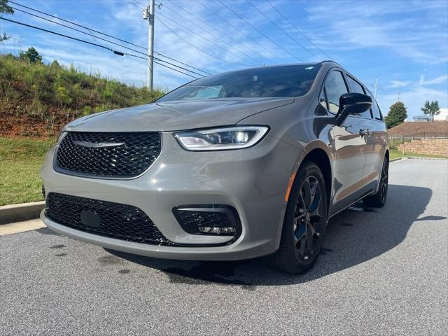 2025 Chrysler Pacifica PACIFICA LIMITED