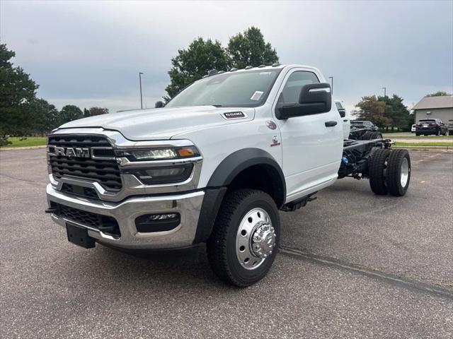 2025 RAM Ram 5500 Chassis Cab RAM 5500 TRADESMAN CHASSIS REGULAR CAB 4X4 84 CA 2025 RAM Ram 5500 Chassis Cab RAM 5500 TRADESMAN CHASSIS REGULAR CAB 4X4 84 CA