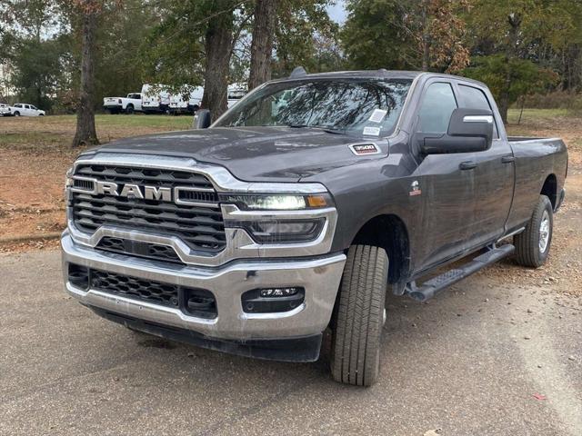 2025 RAM Ram 3500 RAM 3500 TRADESMAN CREW CAB 4X4 8 BOX
