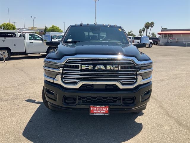 2025 RAM Ram 3500 RAM 3500 LARAMIE MEGA CAB 4X4 64 BOX
