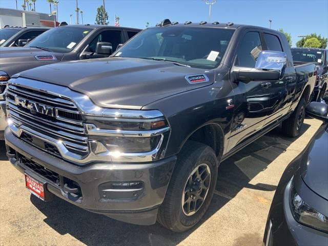 2025 RAM Ram 2500 RAM 2500 LARAMIE MEGA CAB 4X4 64 BOX
