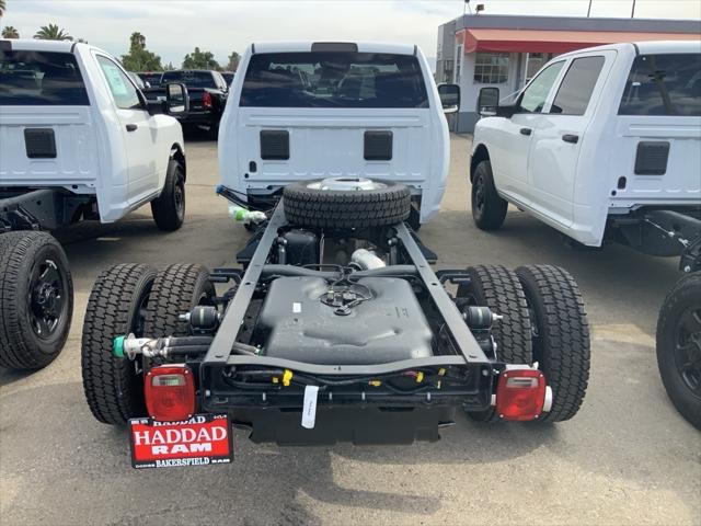 2025 RAM Ram 5500 Chassis Cab RAM 5500 TRADESMAN CHASSIS REGULAR CAB 4X4 84 CA