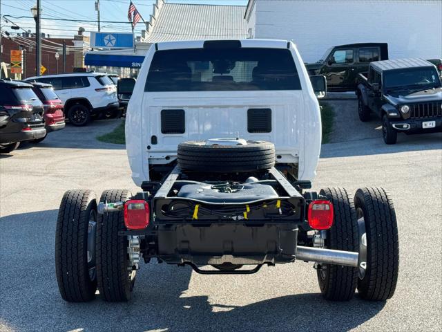 2025 Ram 5500 Tradesman/Big Horn