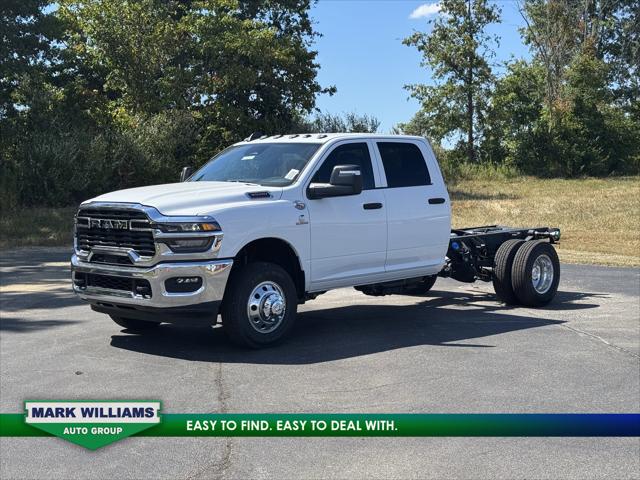 2025 RAM Ram 3500 Chassis Cab RAM 3500 TRADESMAN CREW CAB CHASSIS 4X4 60 CA