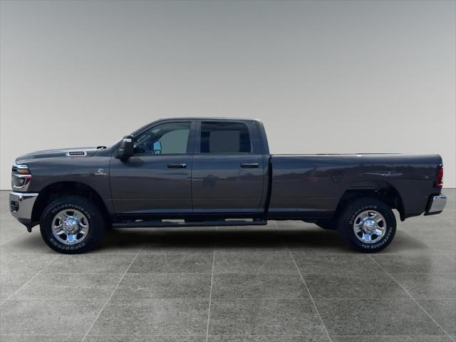 2025 RAM Ram 2500 RAM 2500 TRADESMAN CREW CAB 4X4 8 BOX