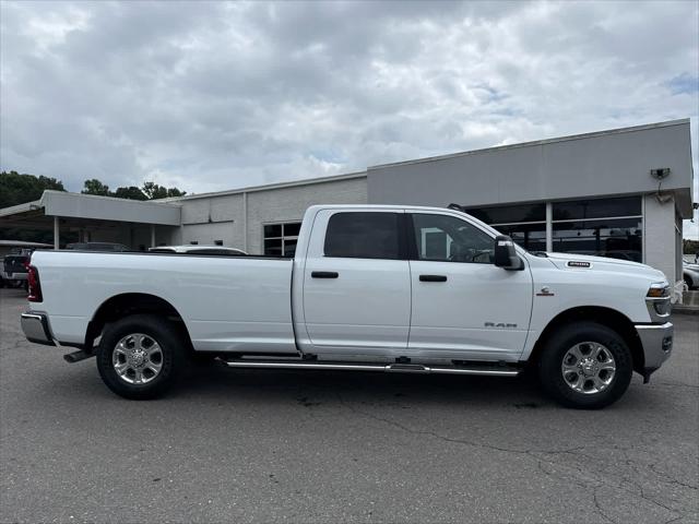 2025 Ram 2500 Big Horn Crew Cab 4x2 8 Box
