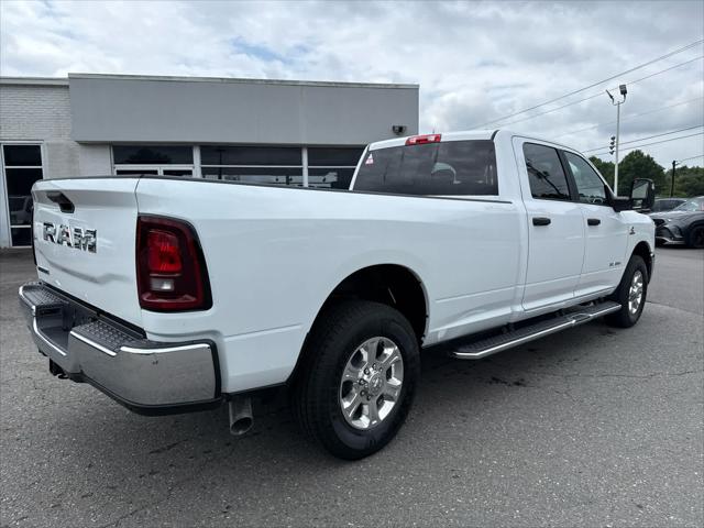 2025 Ram 2500 Big Horn Crew Cab 4x2 8 Box