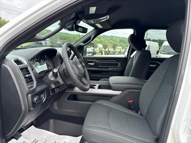 2025 Ram 2500 Big Horn Crew Cab 4x2 8 Box