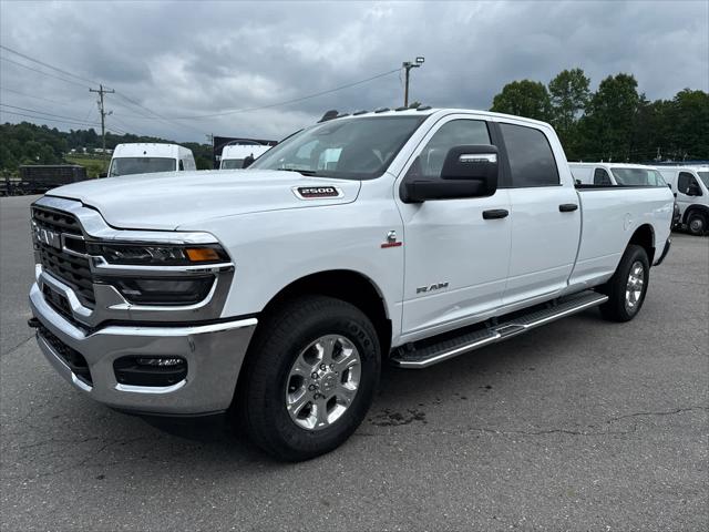 2025 Ram 2500 Big Horn Crew Cab 4x2 8 Box