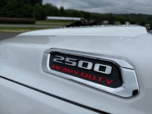 2025 Ram 2500 Big Horn Crew Cab 4x2 8 Box