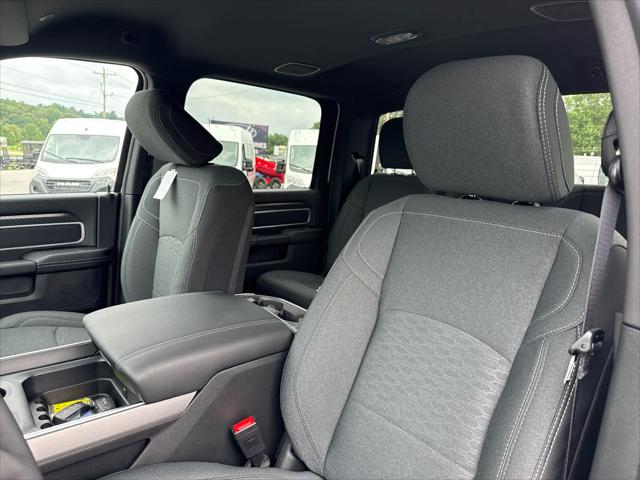 2025 Ram 2500 Big Horn Crew Cab 4x2 8 Box